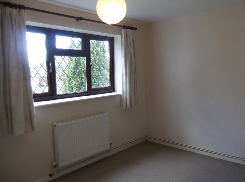 b Henley Drive  Droitwich Worcestershire